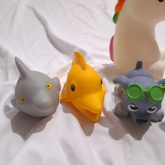 Kids assorted toy lot - Picture 4 of 6